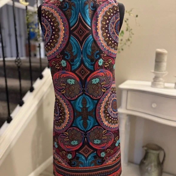 Aryeh Vibrant Paisley Midi Dress - Picture 2 of 4
